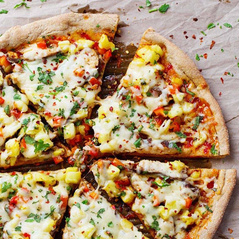 A picture of Sweet Chili Garlic Chicken Pizza