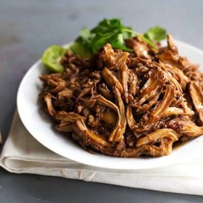 Honey Glazed Crockpot Chicken Adobo - simple pantry ingredients, hardly any hands-on time, 200 calories. | https://sante-ici.today